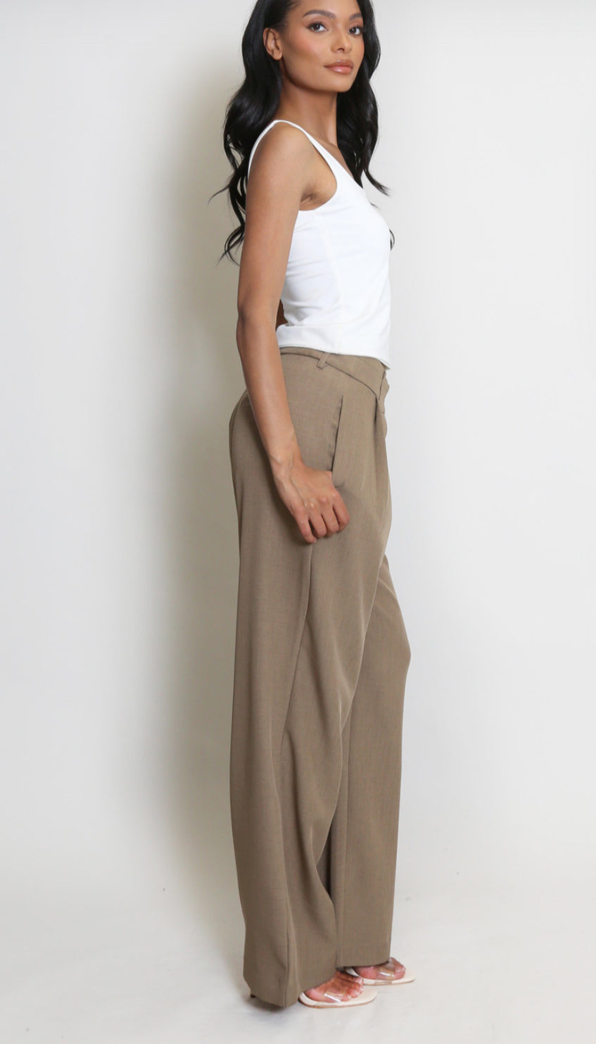 Tailored Pleated Wide Leg Trousers - Taupe