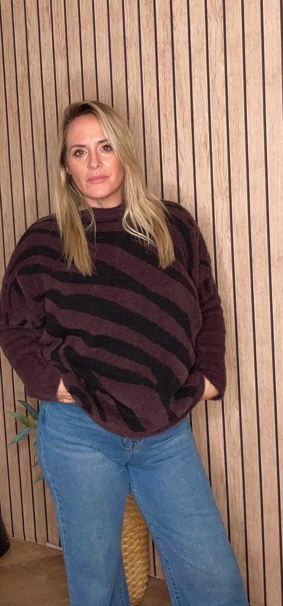 Zebra Batwing Jumper - Chocolate/Black