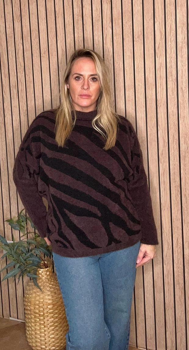 Zebra Batwing Jumper - Chocolate/Black